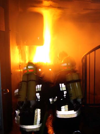 Heißausbildung in gasbefeuerten Übungsanlagen